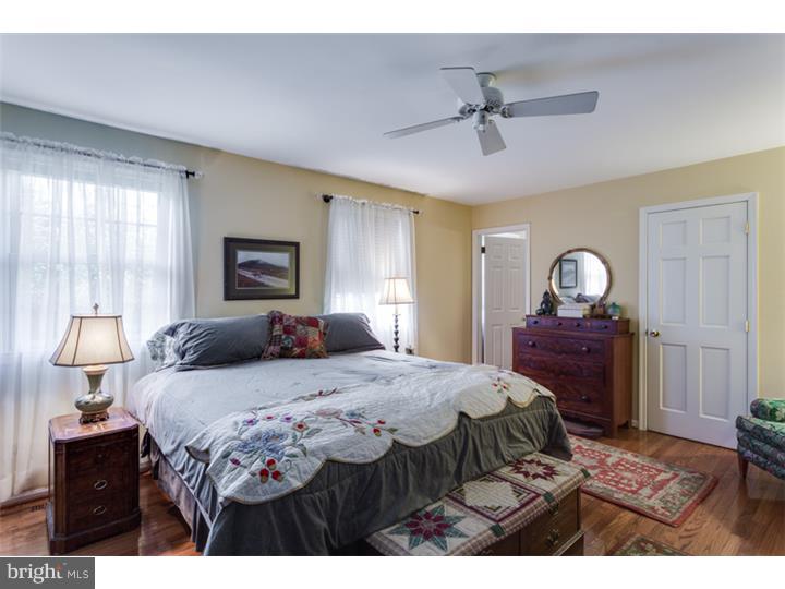 895 Heritage Road Moorestown, NJ 08057 - Photo 17 of 25 Gallery Image 17