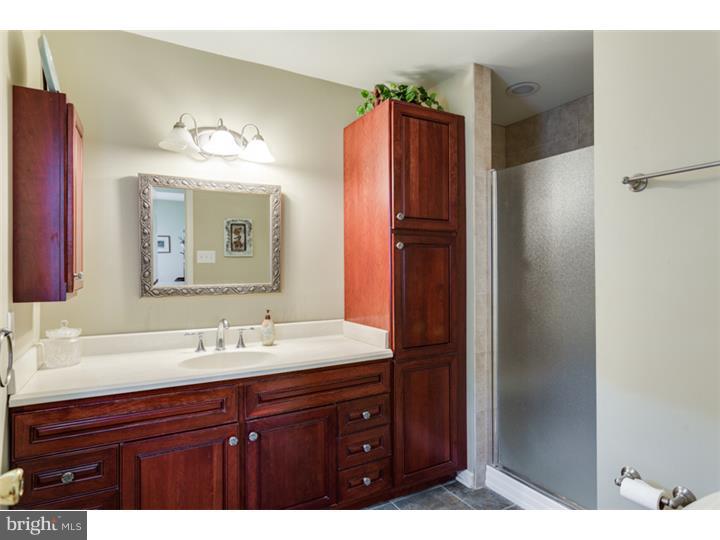 895 Heritage Road Moorestown, NJ 08057 - Photo 19 of 25 Gallery Image 19