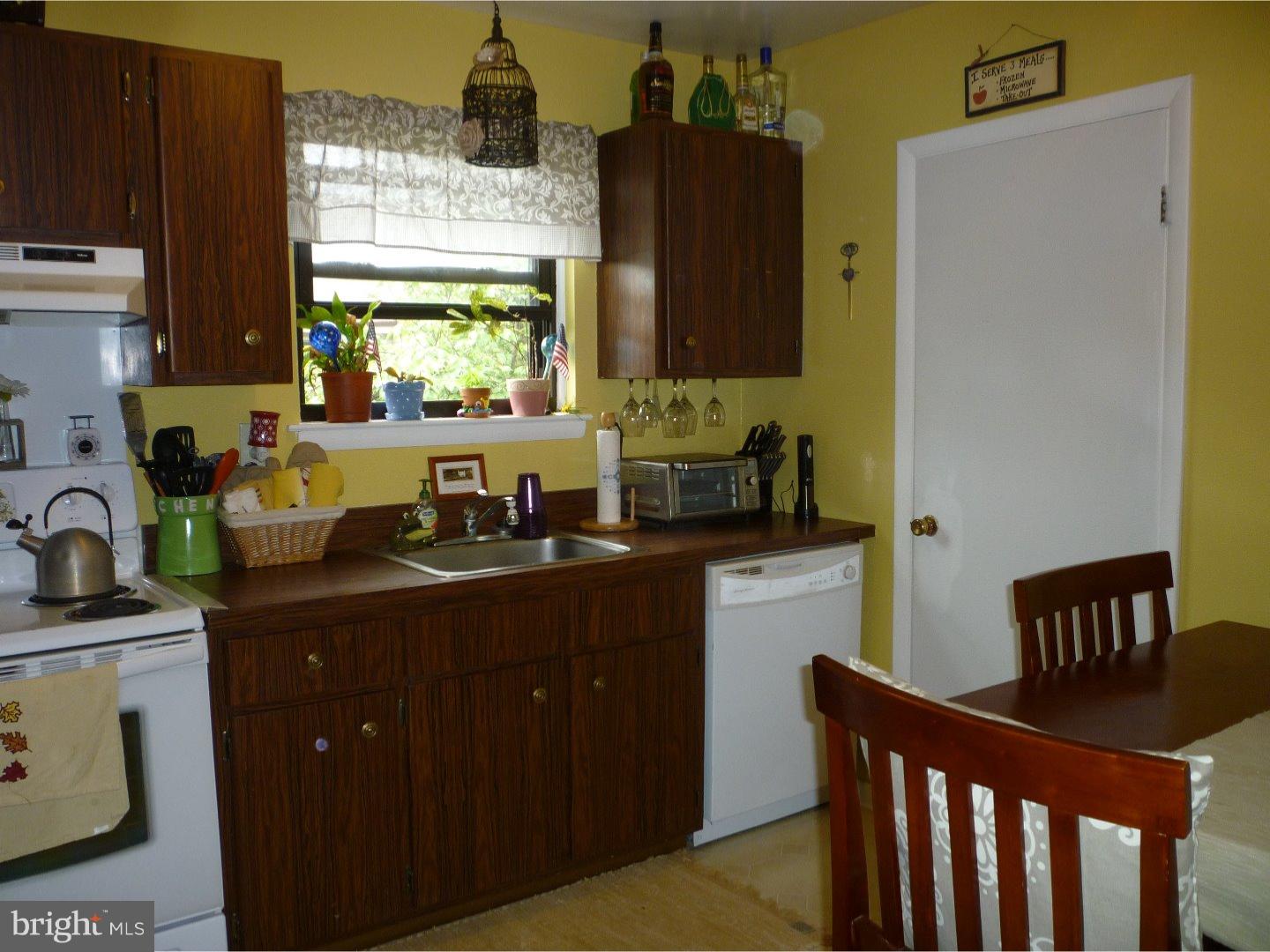 1475 Mt Holly Road, Unit N3 Beverly, NJ 08010 - Photo 13 of 25 Kitchen