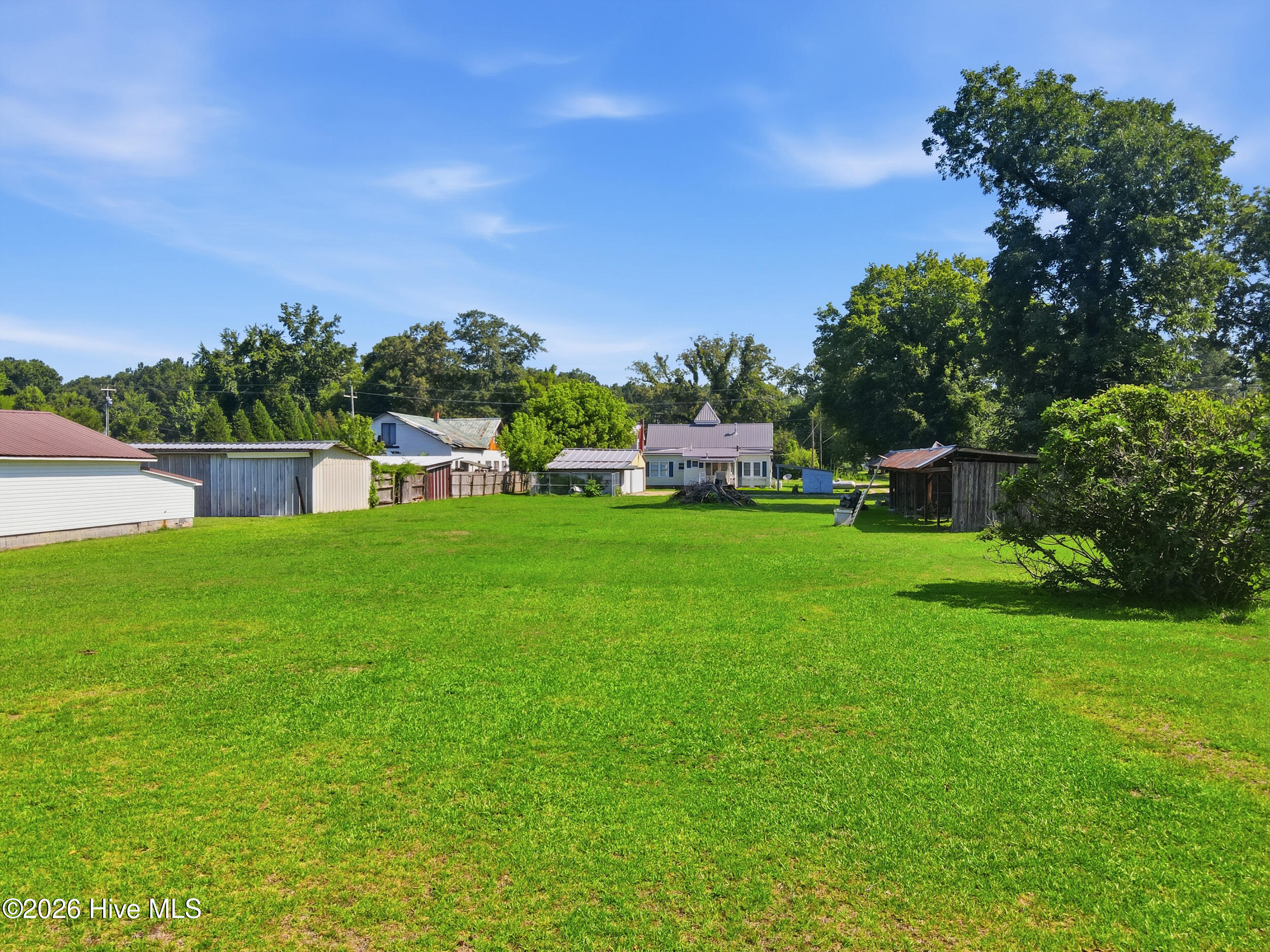228 Main Street Edward, NC 27821 - Photo 8 of 44