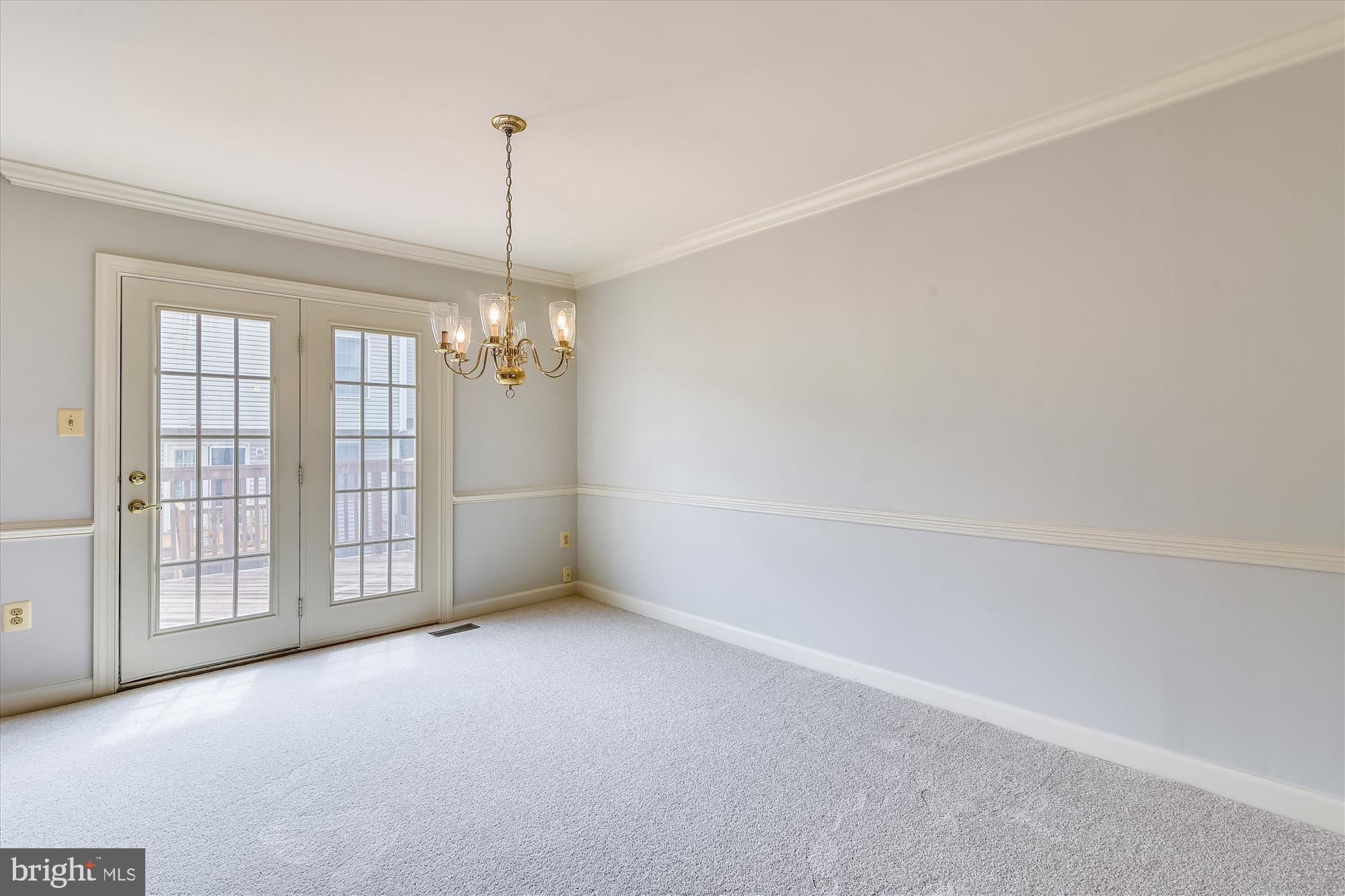 14386 Silo Valley View Centreville, VA 20121 - Photo 6 of 24