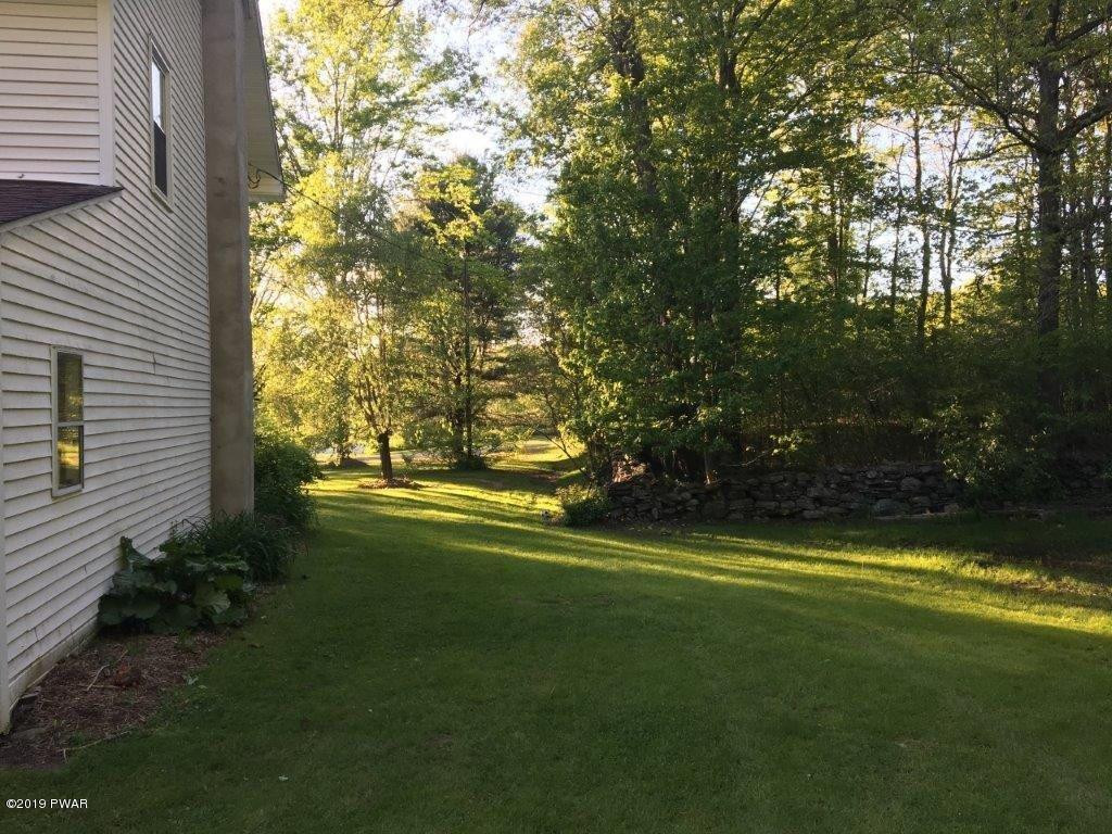 912 Tannery Road Lake Ariel, PA 18436 - Photo 4 of 28 side