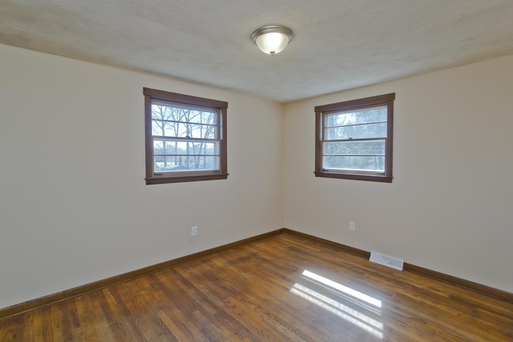 5 Corey Road Springfield, MA 01128 - Photo 24 of 35