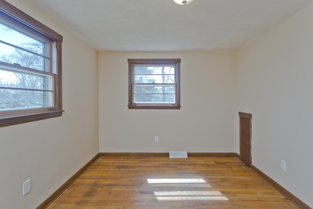 5 Corey Road Springfield, MA 01128 - Photo 26 of 35