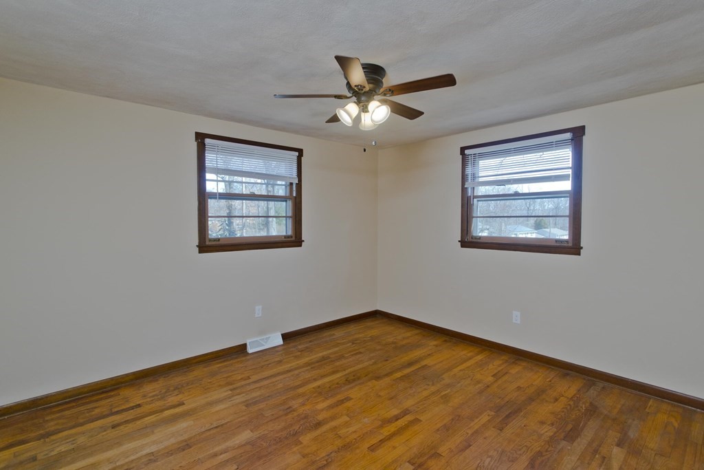 5 Corey Road Springfield, MA 01128 - Photo 29 of 35