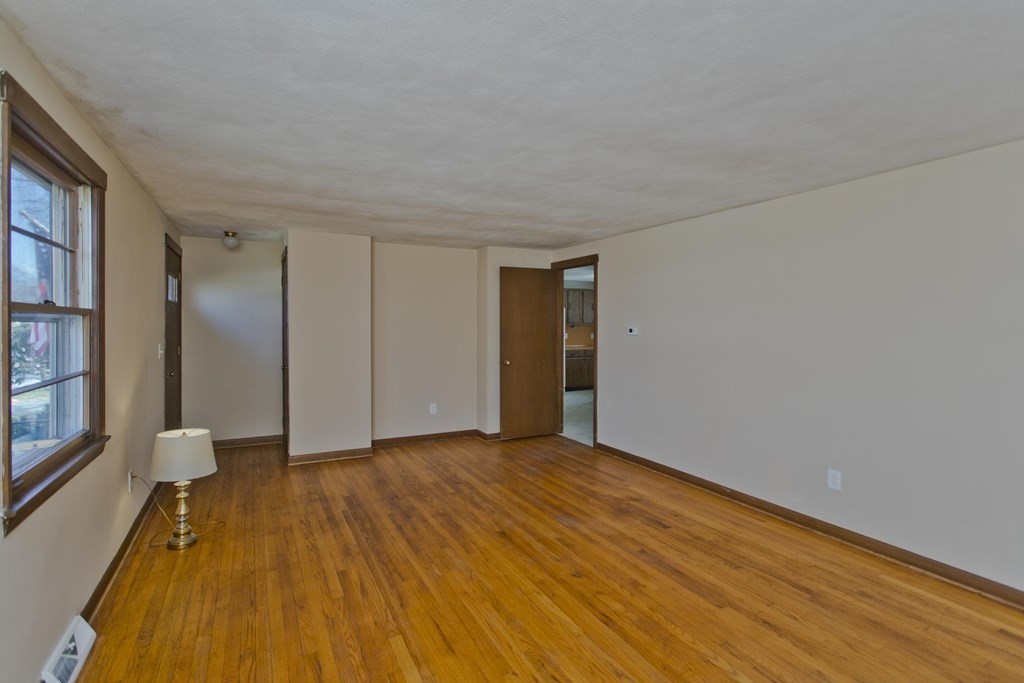 5 Corey Road Springfield, MA 01128 - Photo 30 of 35