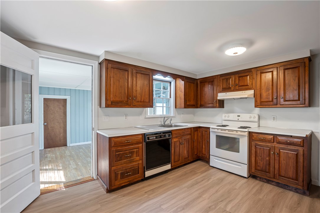 444 New Meadow Road Barrington, RI 02806 - Photo 8 of 24 Gallery Image 8