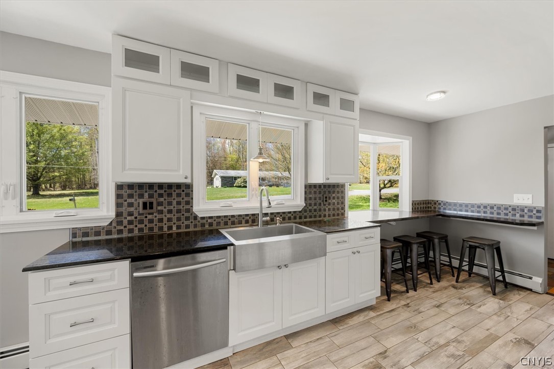 8340 Thompson Road Holland Patent, NY 13354 - Photo 6 of 41