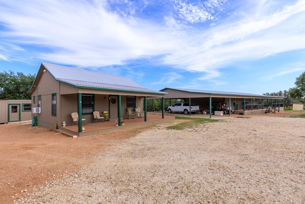 195 Schmidt Anderegg Road Doss, TX 78618 - Photo 16 of 43 Gallery Image 16