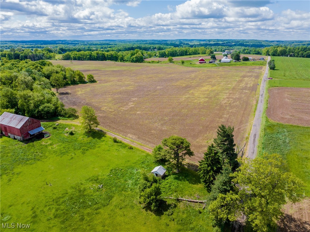 5130 Smith Road Southwest Navarre, OH 44662 - Photo 7 of 11 Gallery Image 7