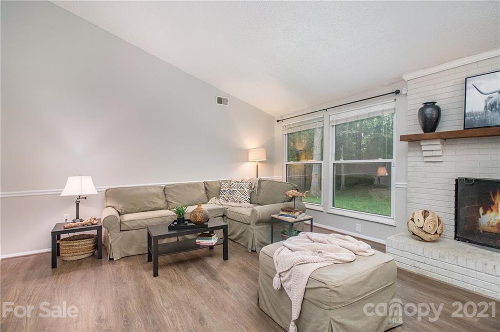 2320 Rice Planters Road Charlotte, NC 28273 - Photo 4 of 20 Gallery Image 4