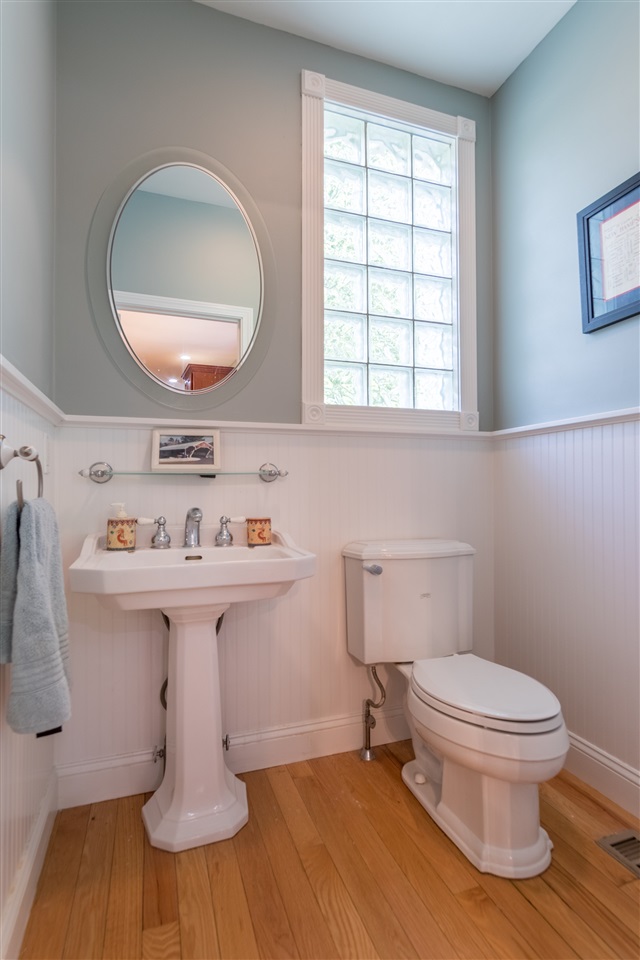 34 Barbour Road Hampton, NH 03842 - Photo 5 of 27