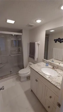 $8,000 | 3235 Gulf Of Mexico Drive, Unit A302, Longboat Key, FL 34228