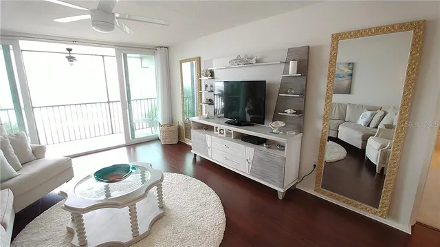 $8,000 | 3235 Gulf Of Mexico Drive, Unit A302, Longboat Key, FL 34228