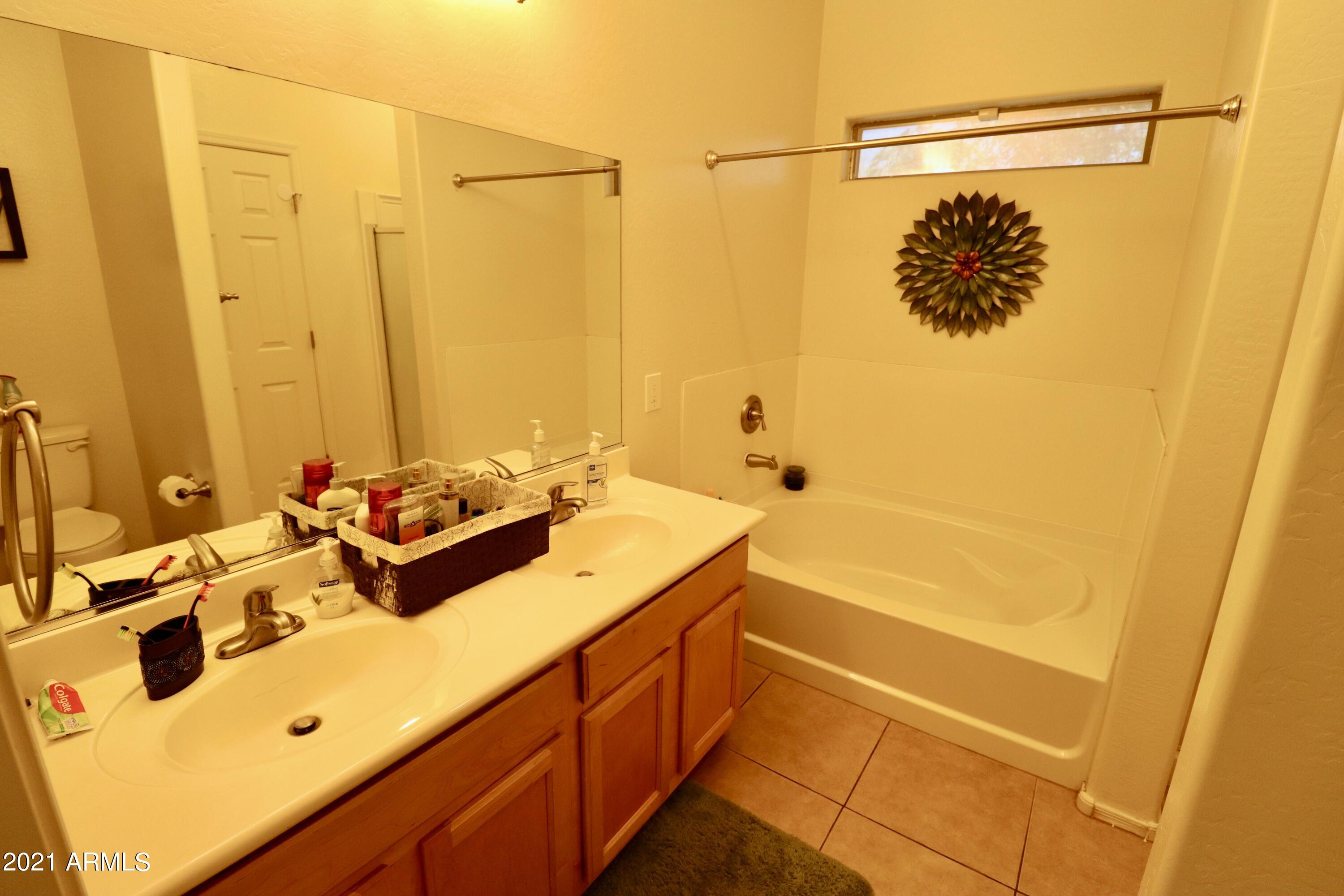 9223 West Belvoir Road Phoenix, AZ 85037 - Photo 16 of 25 Mater Bath Sink.Bath