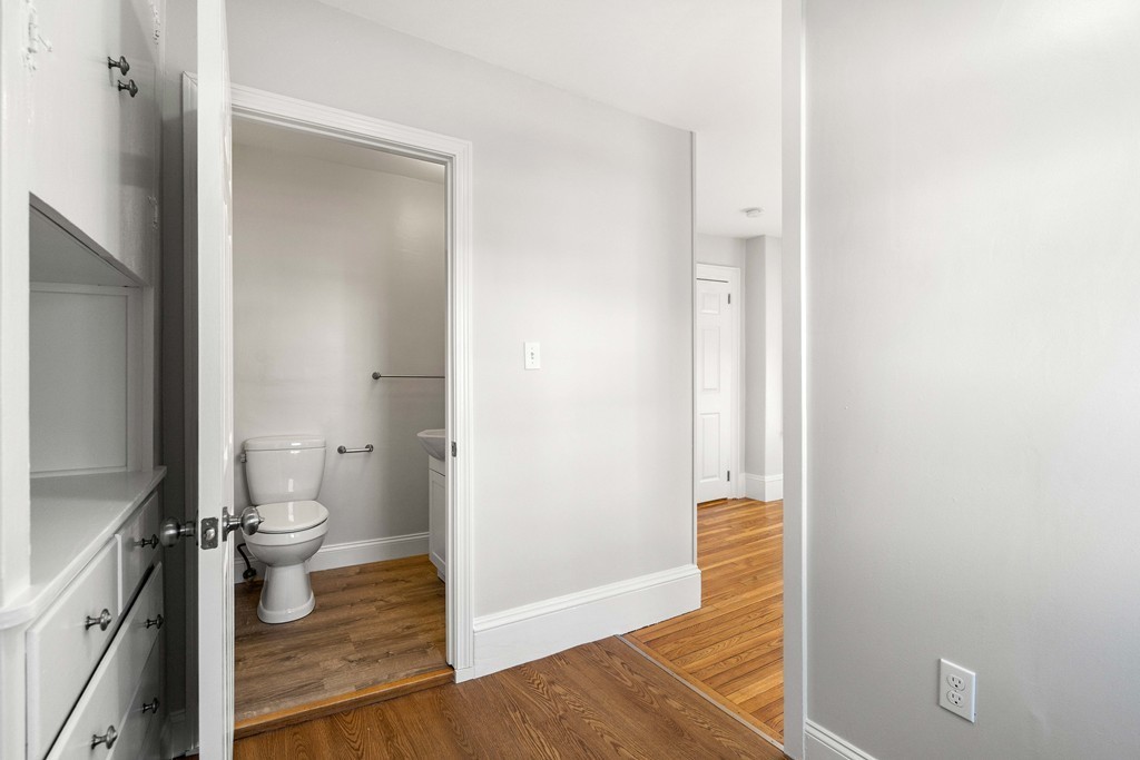 134 High Street Danvers, MA 01923 - Photo 26 of 31 Gallery Image 26