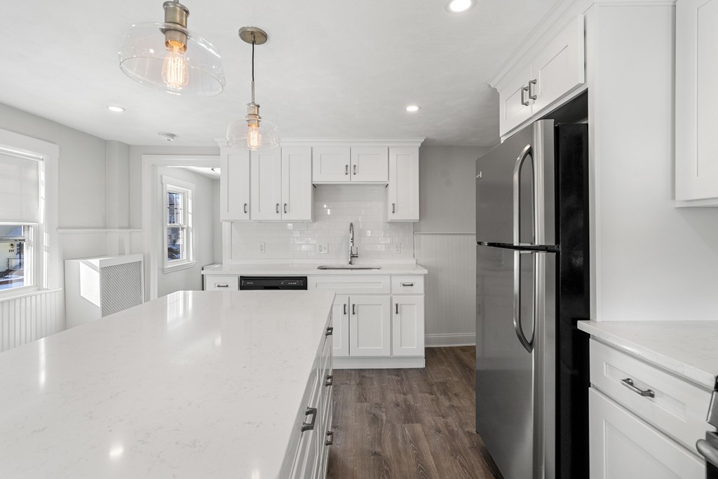 134 High Street Danvers, MA 01923 - Photo 7 of 31 Gallery Image 7