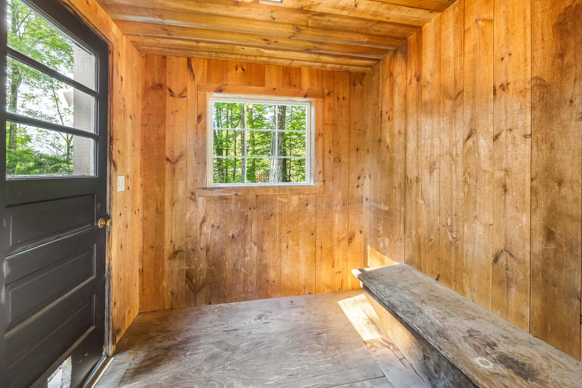 106 Millbrook Road Sunderland, VT 05250 - Photo 3 of 37 Gallery Image 3