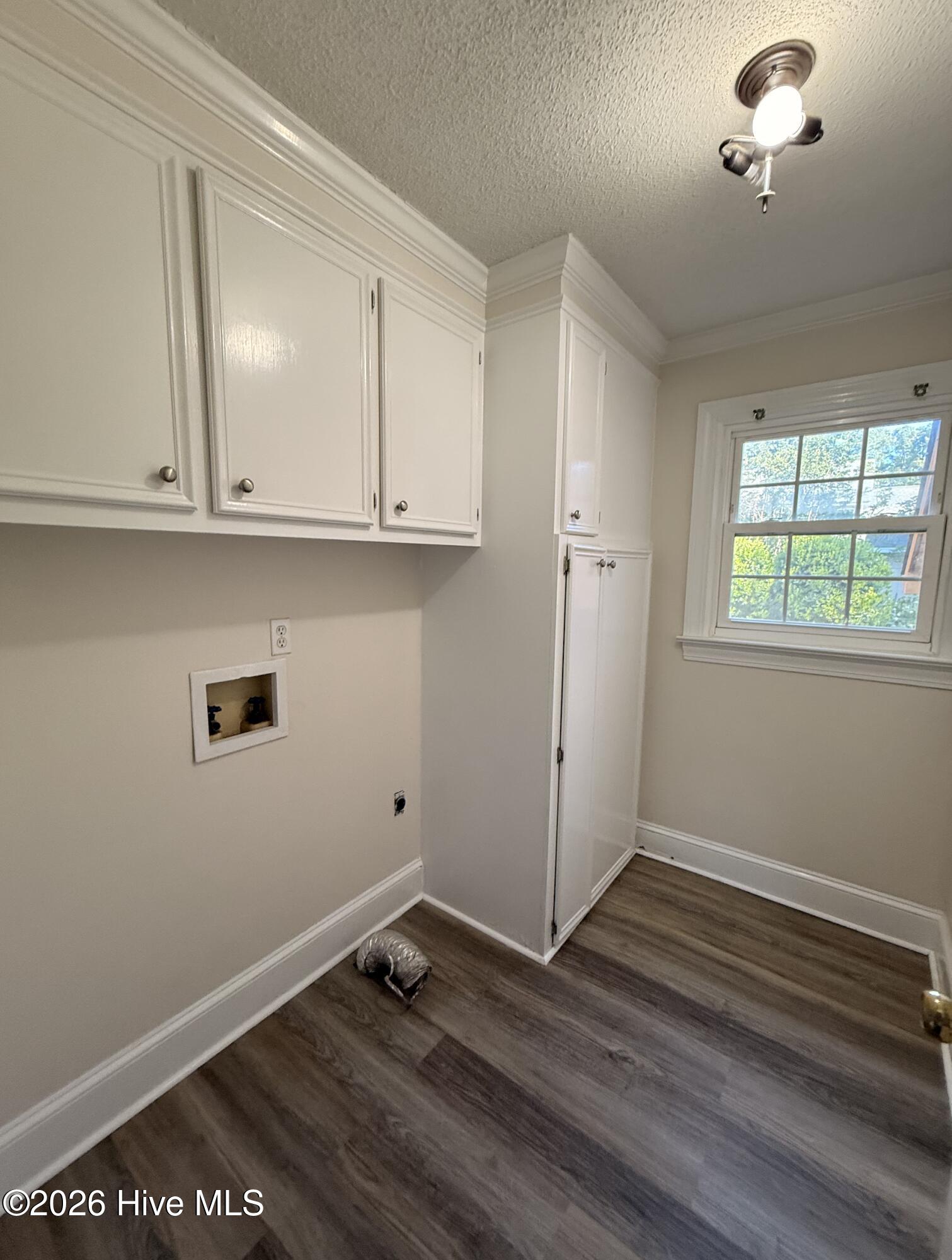504 Winstead Road Greenville, NC 27834 - Photo 14 of 28 Laundry Room