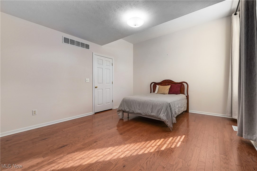 30233 Center Ridge Road, Unit 5 Westlake, OH 44145 - Photo 26 of 48 Gallery Image 26