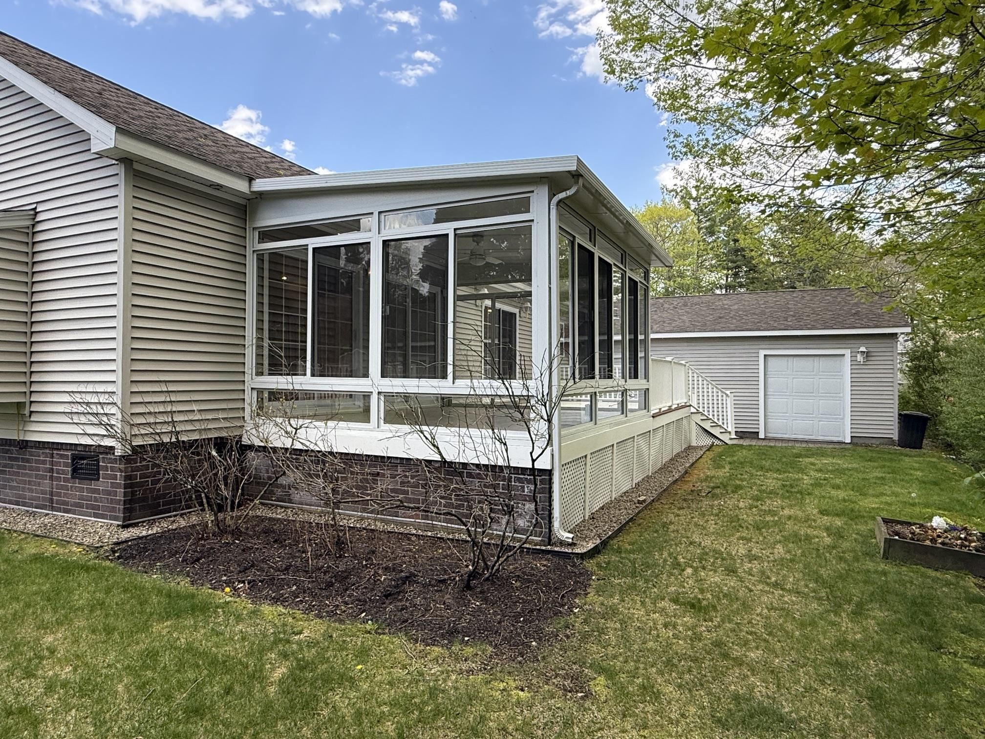 65 Sagebrush Drive Rochester, NH 03867 - Photo 7 of 33