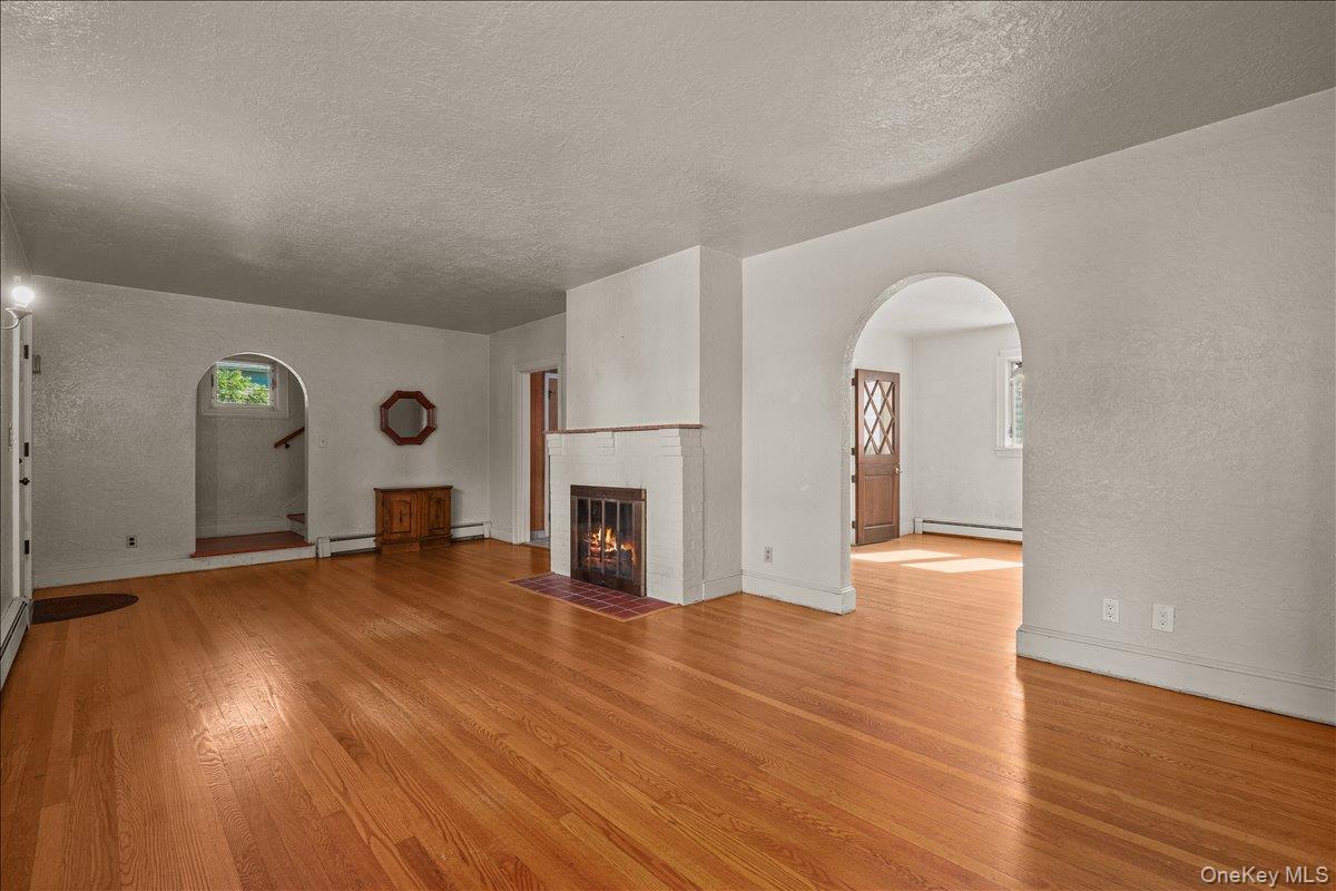 13 Washburn Road Mount Kisco, NY 10549 - Photo 5 of 27