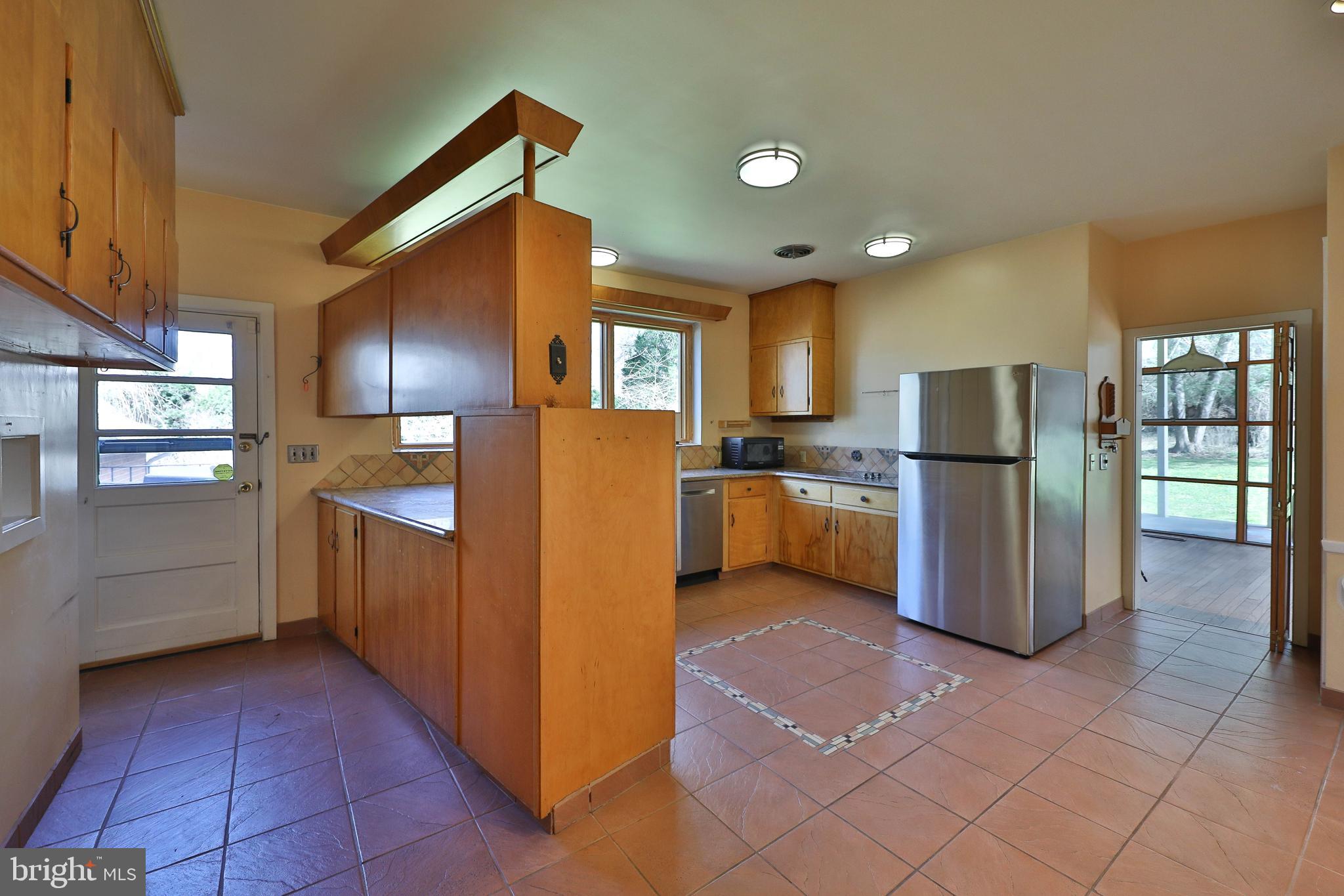 209 Gribbel Road Wyncote, PA 19095 - Photo 16 of 40