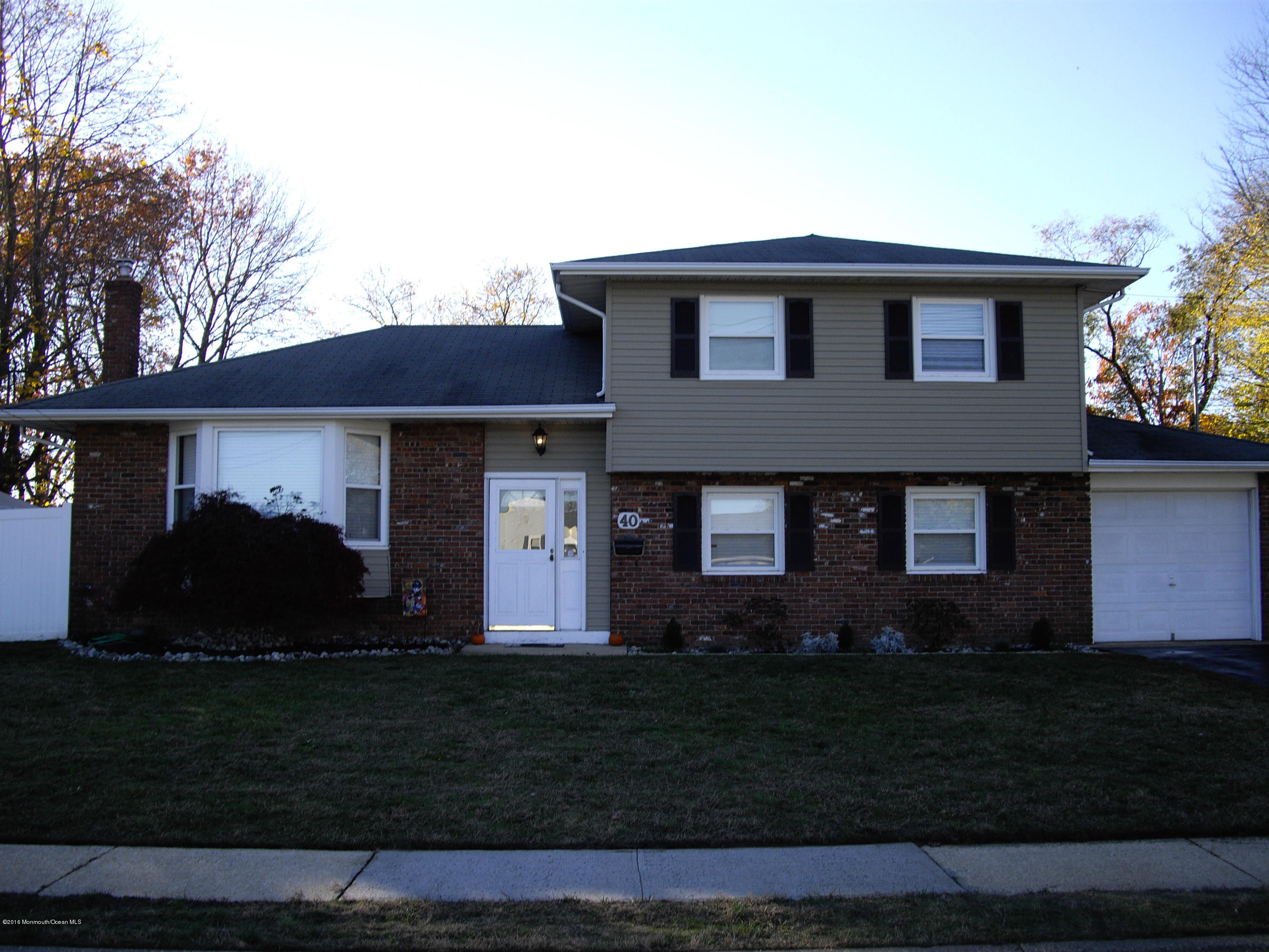 40 Lexington Road Howell, NJ 07731 - Photo 2 of 9 IMGP0569