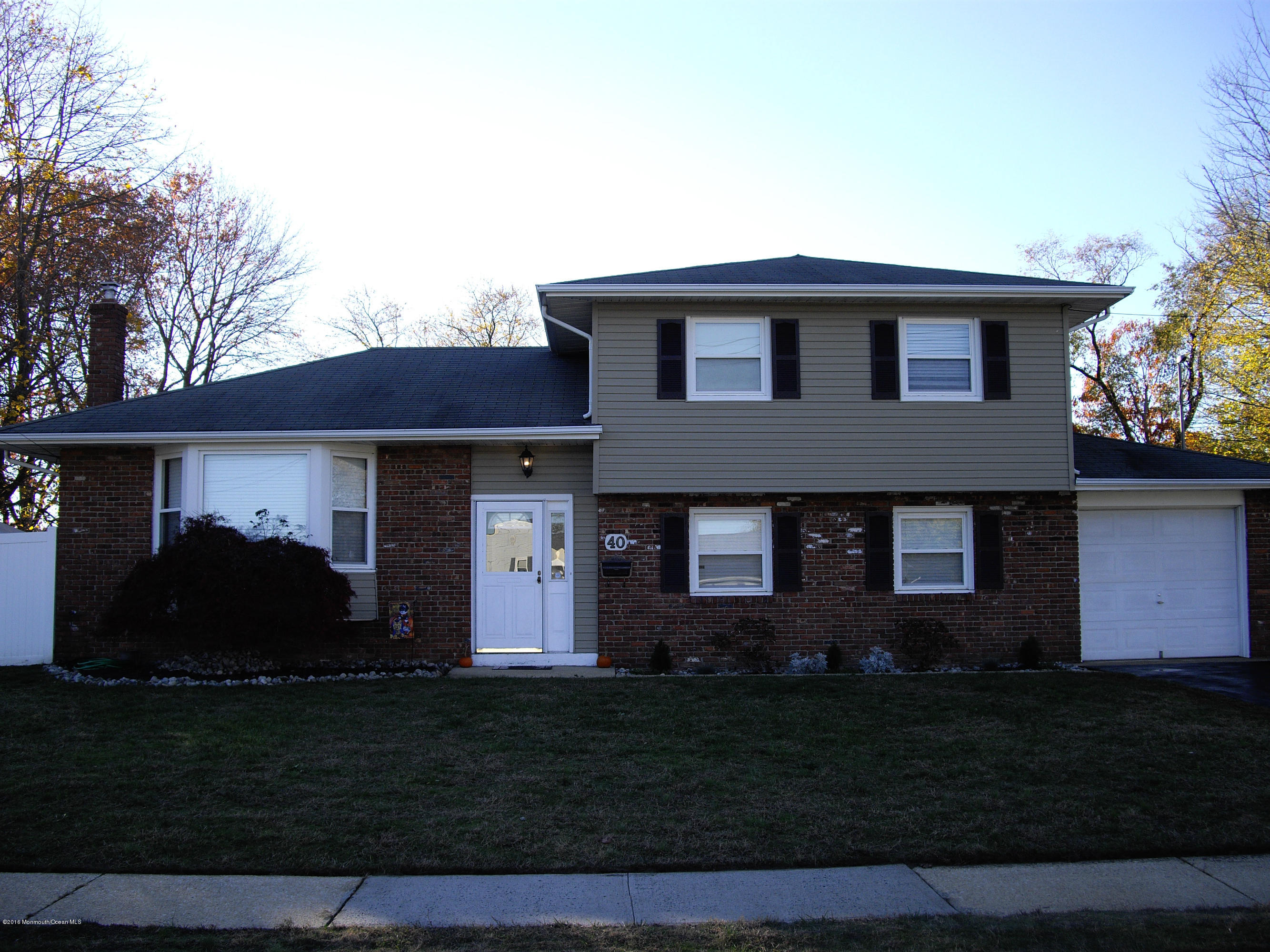 40 Lexington Road Howell, NJ 07731 - Photo 3 of 9 IMGP0570