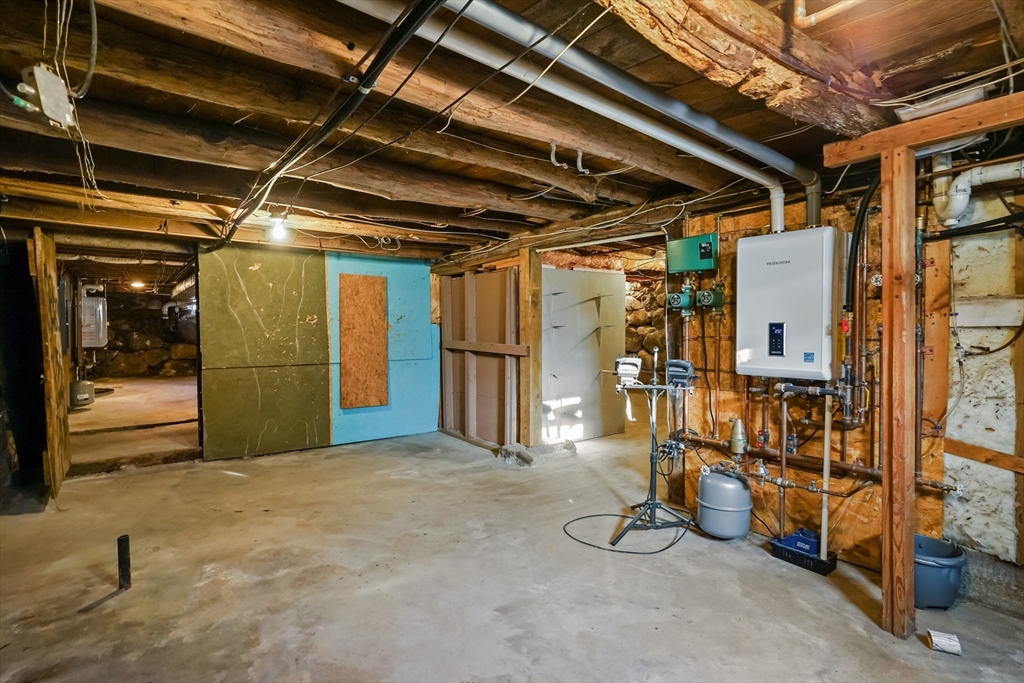 33-35 Holden Street Coventry, RI 02816 - Photo 11 of 41