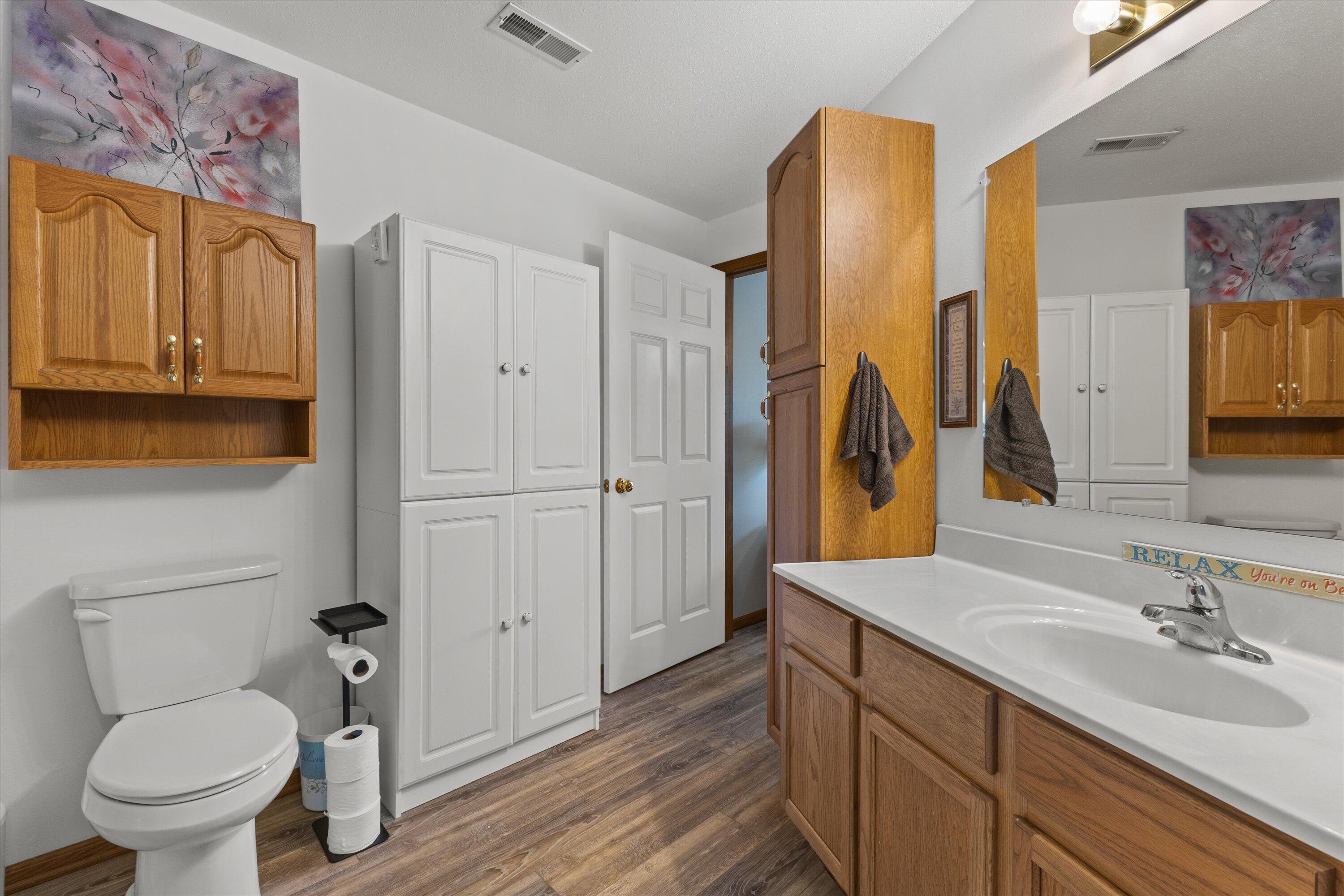 2107 Landings Lane Delavan, WI 53115 - Photo 18 of 30 Bathroom