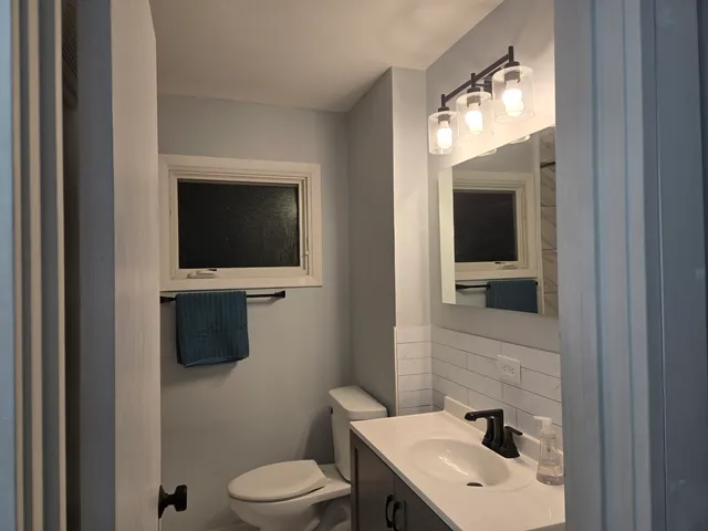 $320,000 | 1530 Charles Drive, Glendale Heights, IL 60139