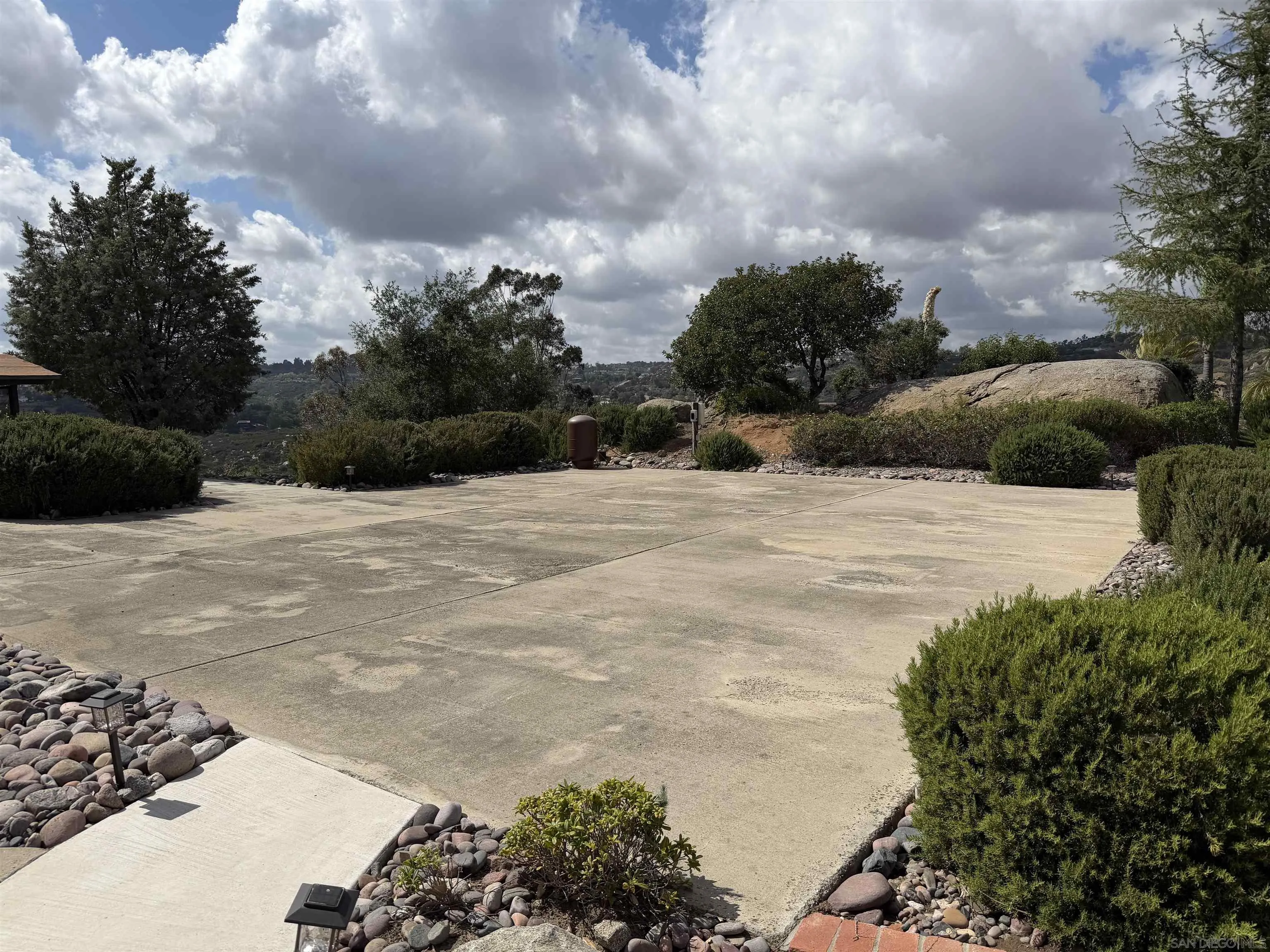 3725 Via Cielo Azul Alpine, CA 91901 - Photo 33 of 43 a view of terrace with yard