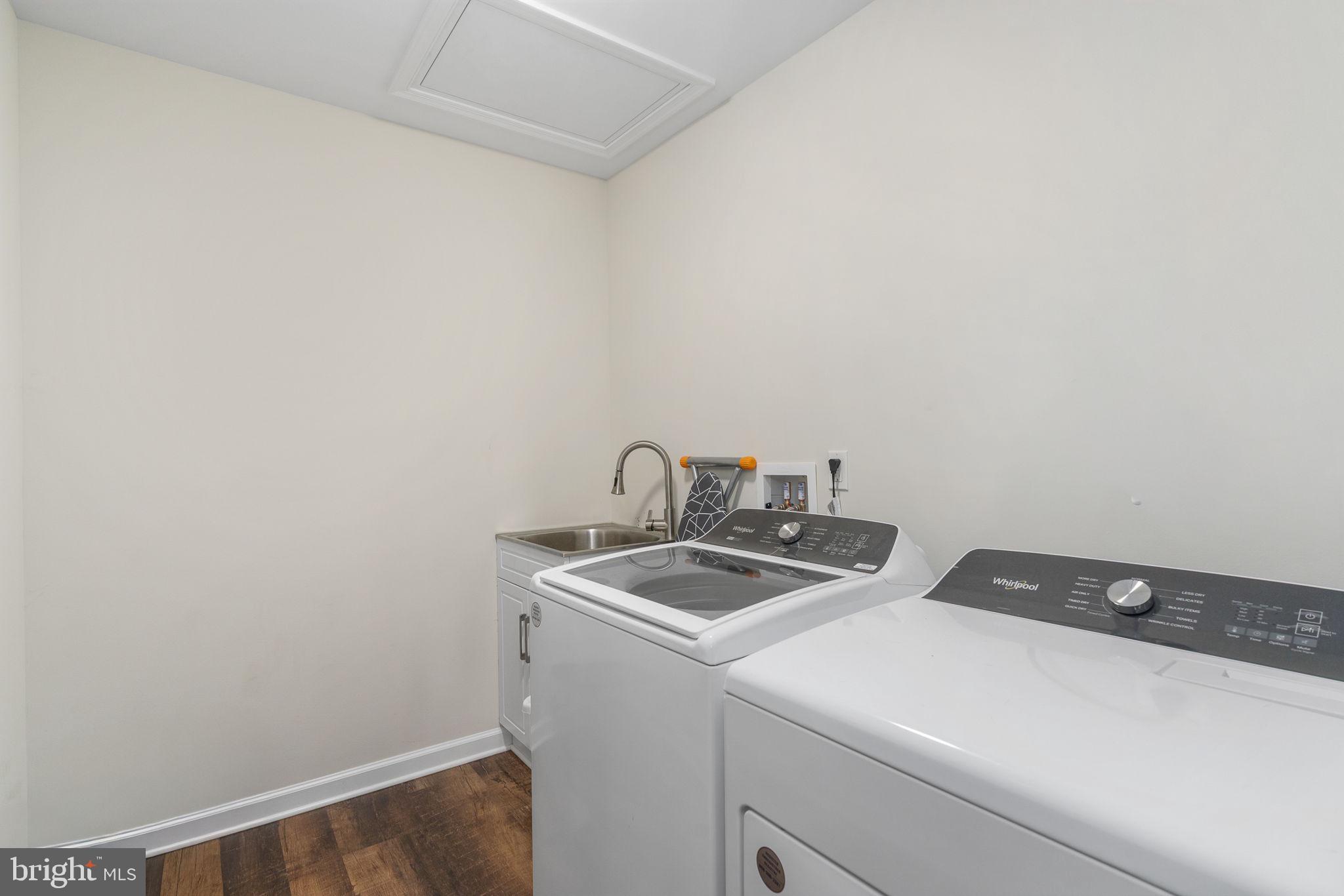 158 Red Hill Road Orange, VA 22960 - Photo 34 of 54 a utility room with dryer and washer