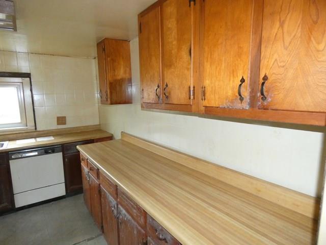 267 South Johnson Road Canonsburg, PA 15317 - Photo 4 of 16 Gallery Image 4