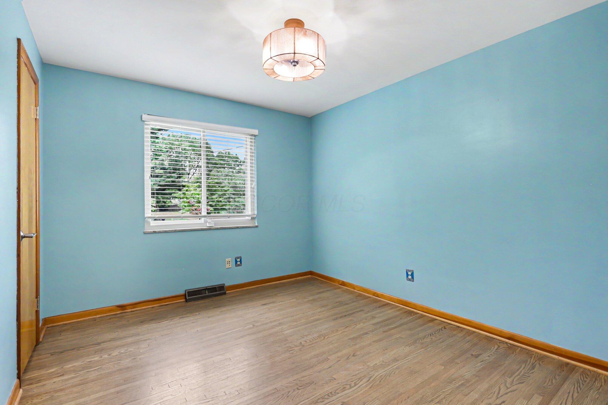 3140 Fishinger Road Columbus, OH 43221 - Photo 23 of 46