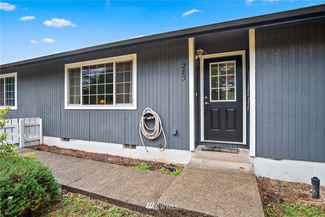 283 Dluhosh Road Onalaska, WA 98570 - Photo 3 of 25 Gallery Image 3