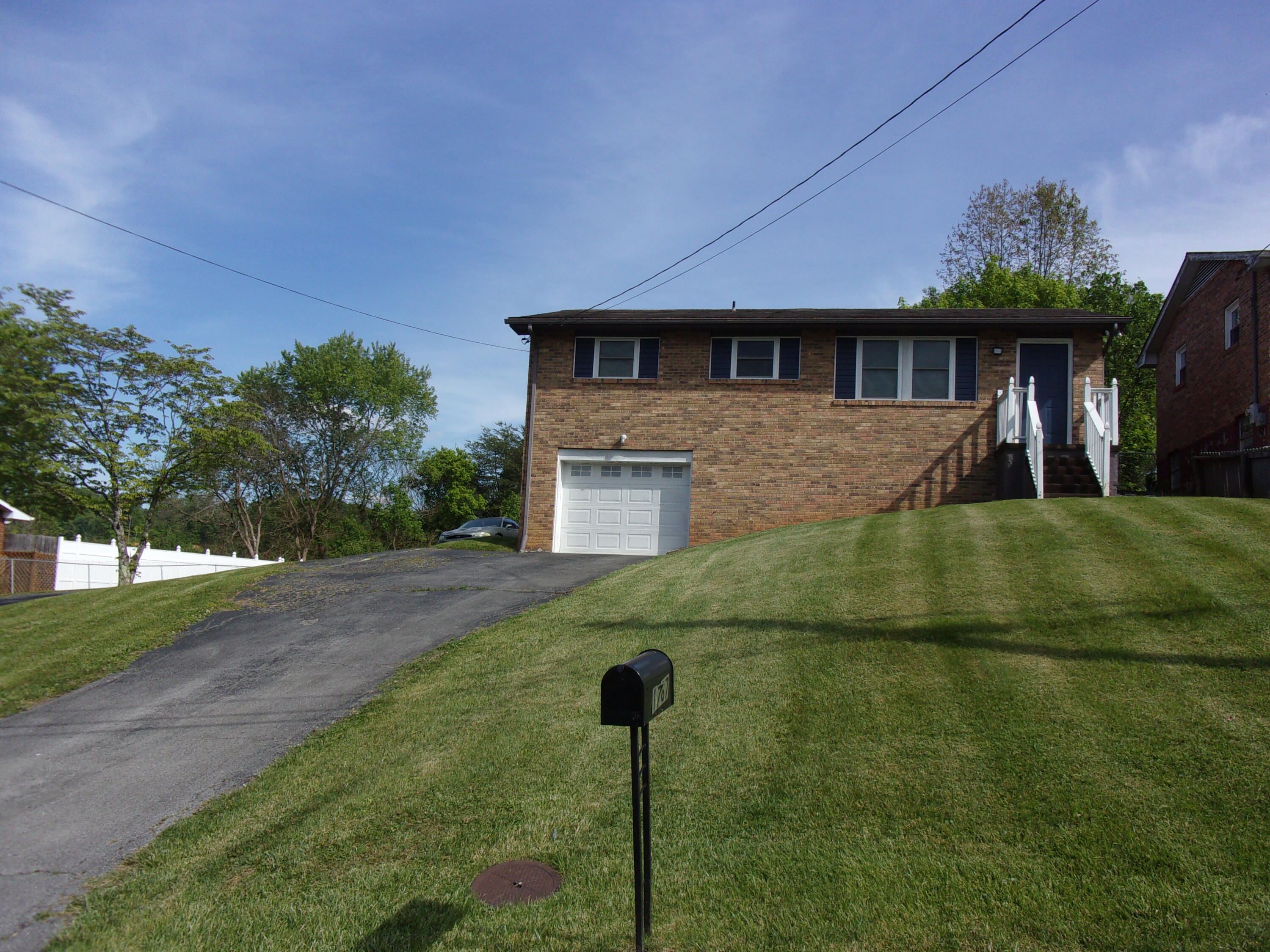 1767 Granby Road Kingsport, TN 37660 - Photo 1 of 36 2020-08-30 04.57.33