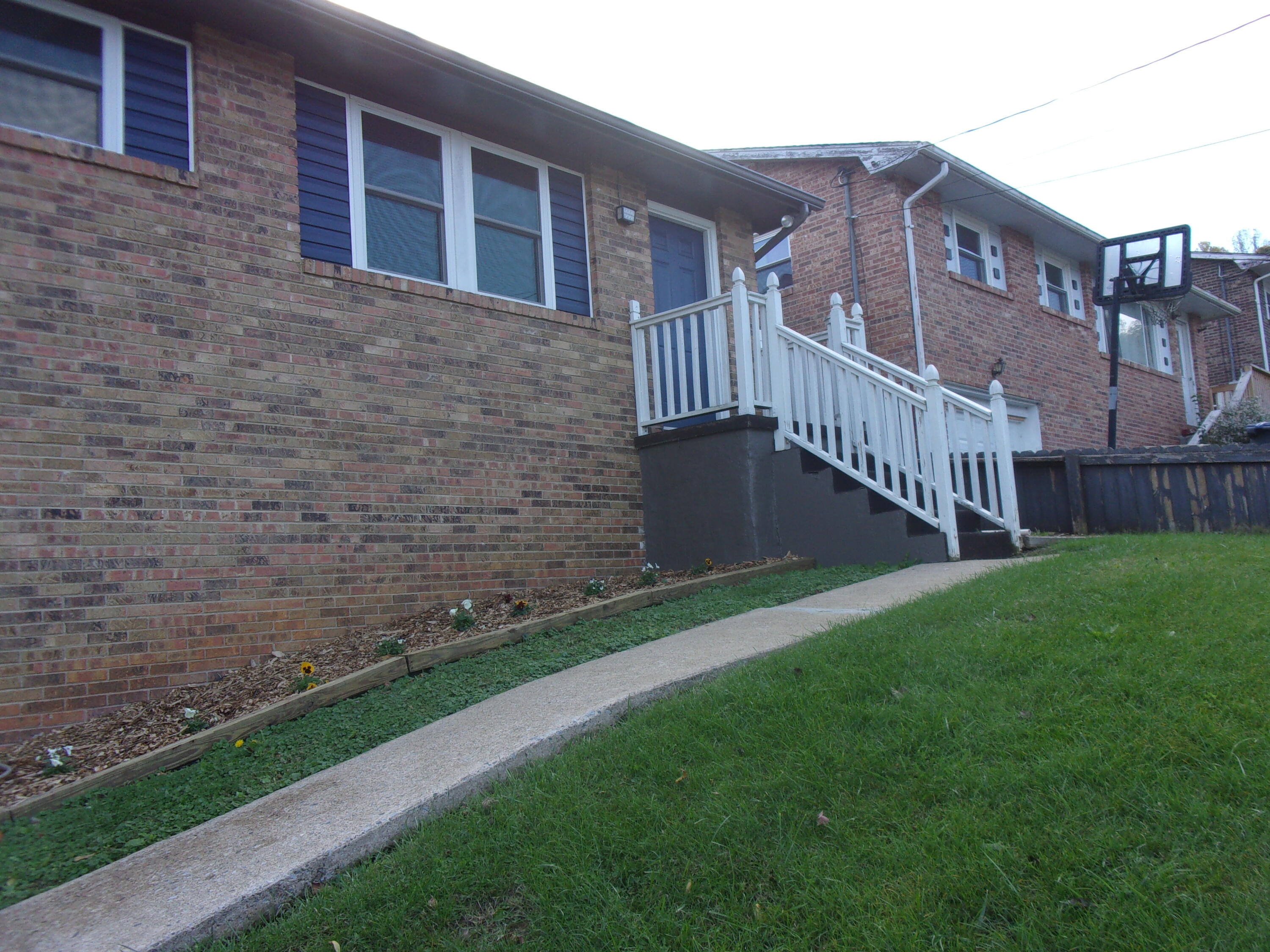 1767 Granby Road Kingsport, TN 37660 - Photo 3 of 36 2021-02-16 01.12.07