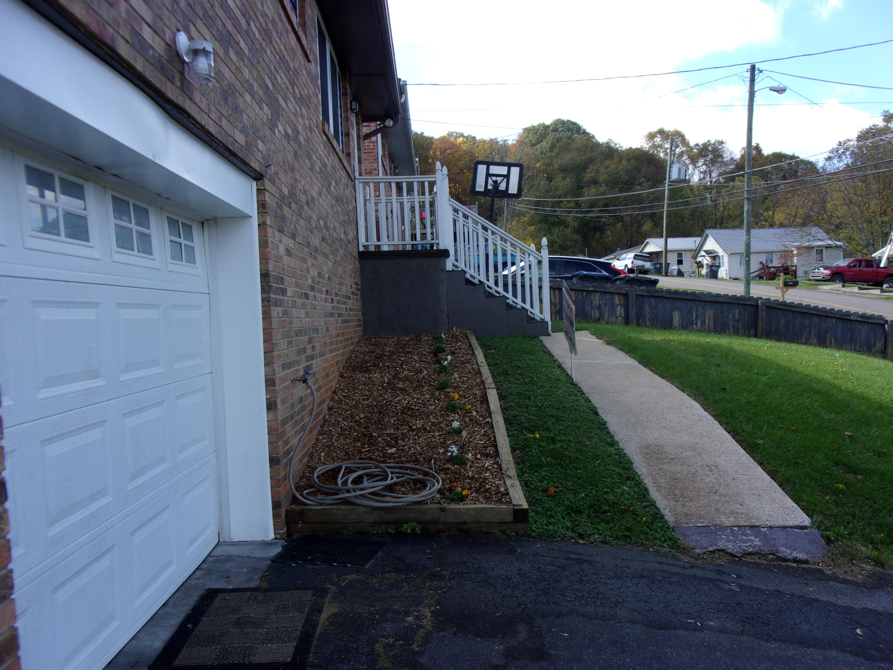 1767 Granby Road Kingsport, TN 37660 - Photo 4 of 36 2021-02-16 01.11.29