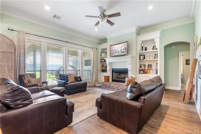 $309,950 | 4821 Jim Kent Road, Dequincy, LA 70633