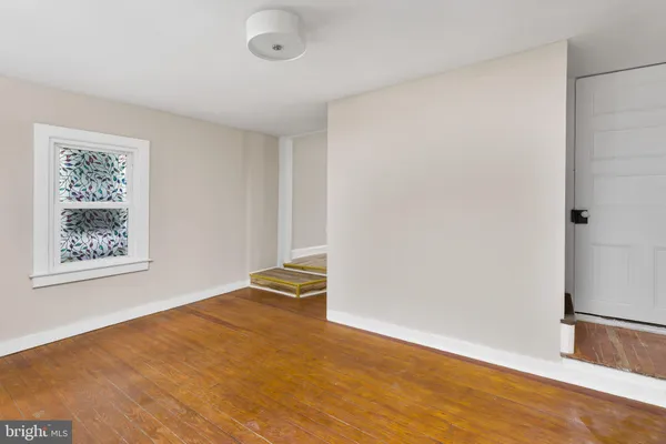 $2,200 | 22 Thompson Street, Bordentown, NJ 08505