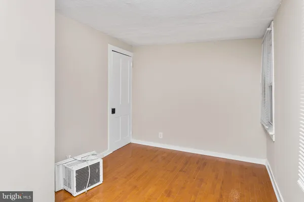 $2,200 | 22 Thompson Street, Bordentown, NJ 08505