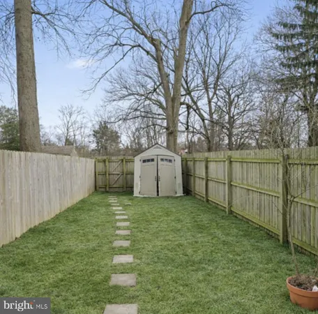 $2,200 | 22 Thompson Street, Bordentown, NJ 08505
