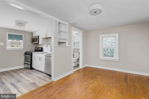 $2,200 | 22 Thompson Street, Bordentown, NJ 08505