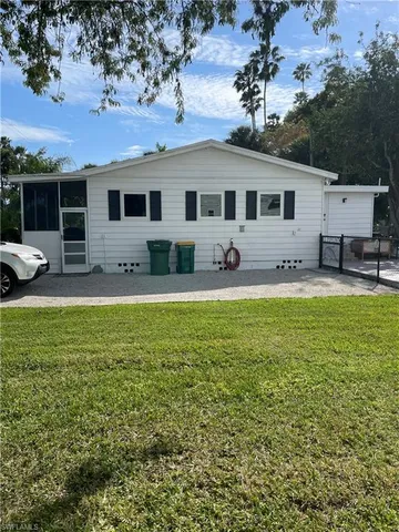 $380,000 | 313 Copeland Avenue, Everglades City, FL 34139