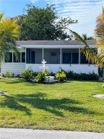 $380,000 | 313 Copeland Avenue, Everglades City, FL 34139