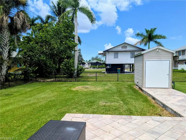 $380,000 | 313 Copeland Avenue, Everglades City, FL 34139