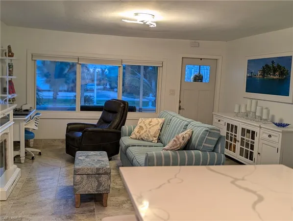 $385,000 | 313 Copeland Avenue, Everglades City, FL 34139
