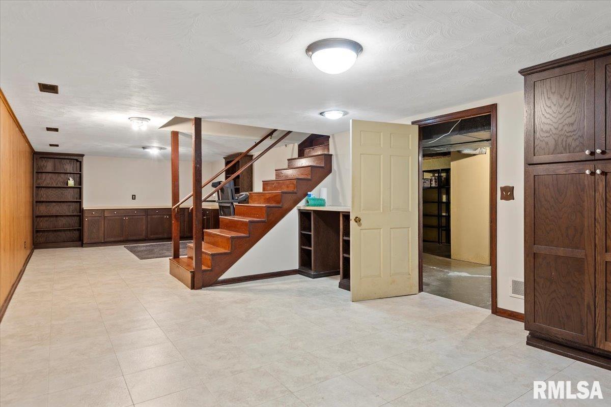 45 Golf Road Springfield, IL 62704 - Photo 40 of 54